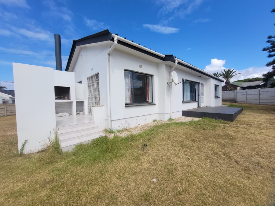 To Let 3 Bedroom Property for Rent in C Place Eastern Cape